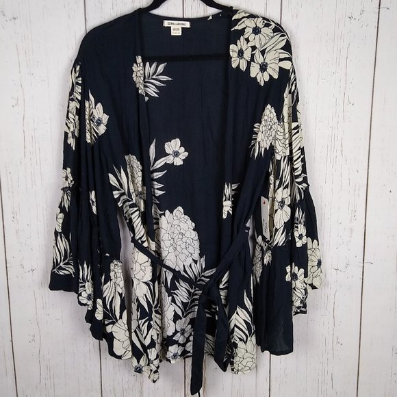 Billabong Tops - NWT Billabong Floral Tie-Waist Kimono Medium